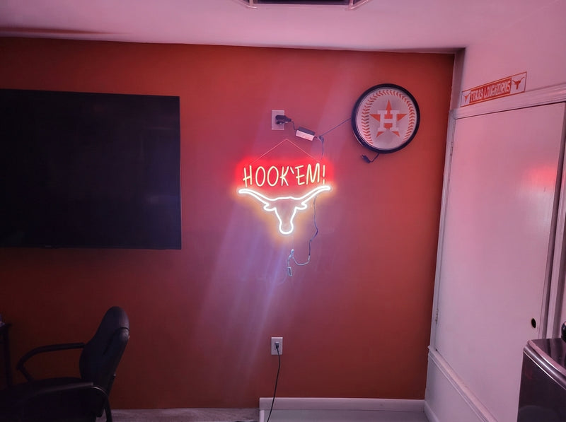 Custom LED neon Hook'em longhorn wall sign – Brisbane, QLD – Neon Brothers